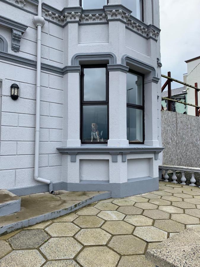 Stunning 3 Bed Seafront Mansion Building Sleeps 6 Adults Or 8 With Kids Leilighet Portrush Eksteriør bilde