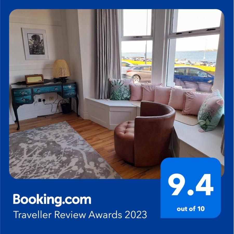 Stunning 3 Bed Seafront Mansion Building Sleeps 6 Adults Or 8 With Kids Leilighet Portrush Eksteriør bilde